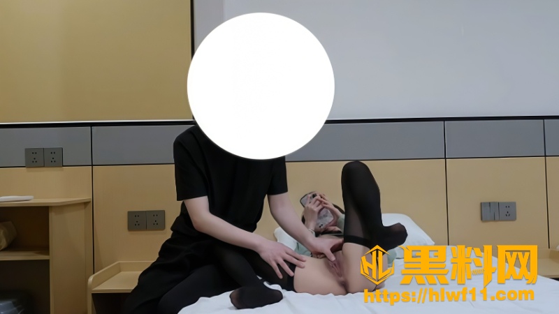 小明探花约炮贫乳嫩妹视频1