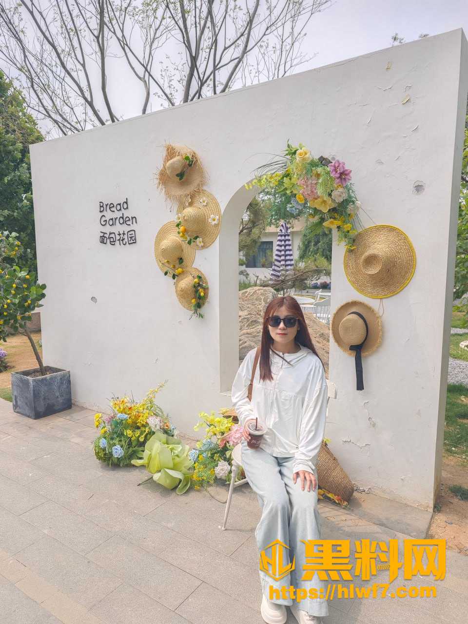 周念慈酒店后入视频3