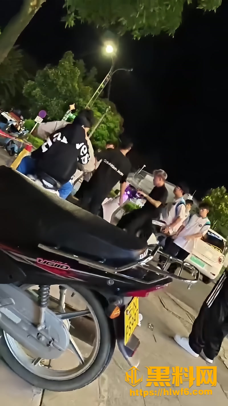 01云南芒市民族中学伤人事件1 1wm