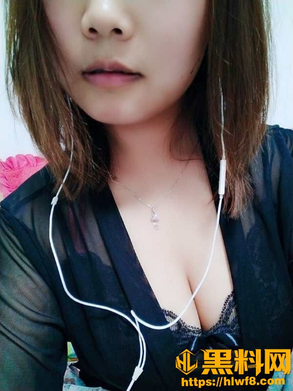 姨的胯下奴色情故事2