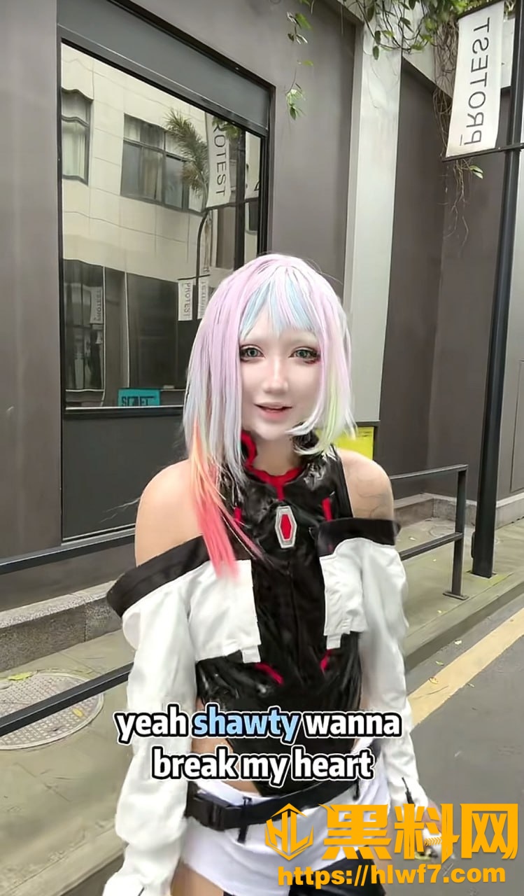 索菲亚露出视频曝光7