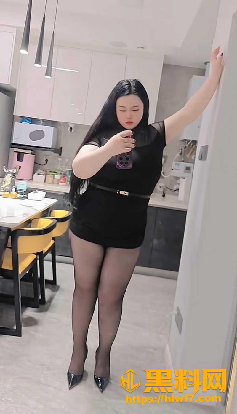 福福肉肉少妇偷情私拍曝光2