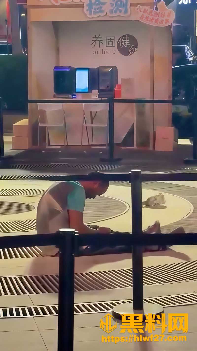 男子自焚现场视频曝光2