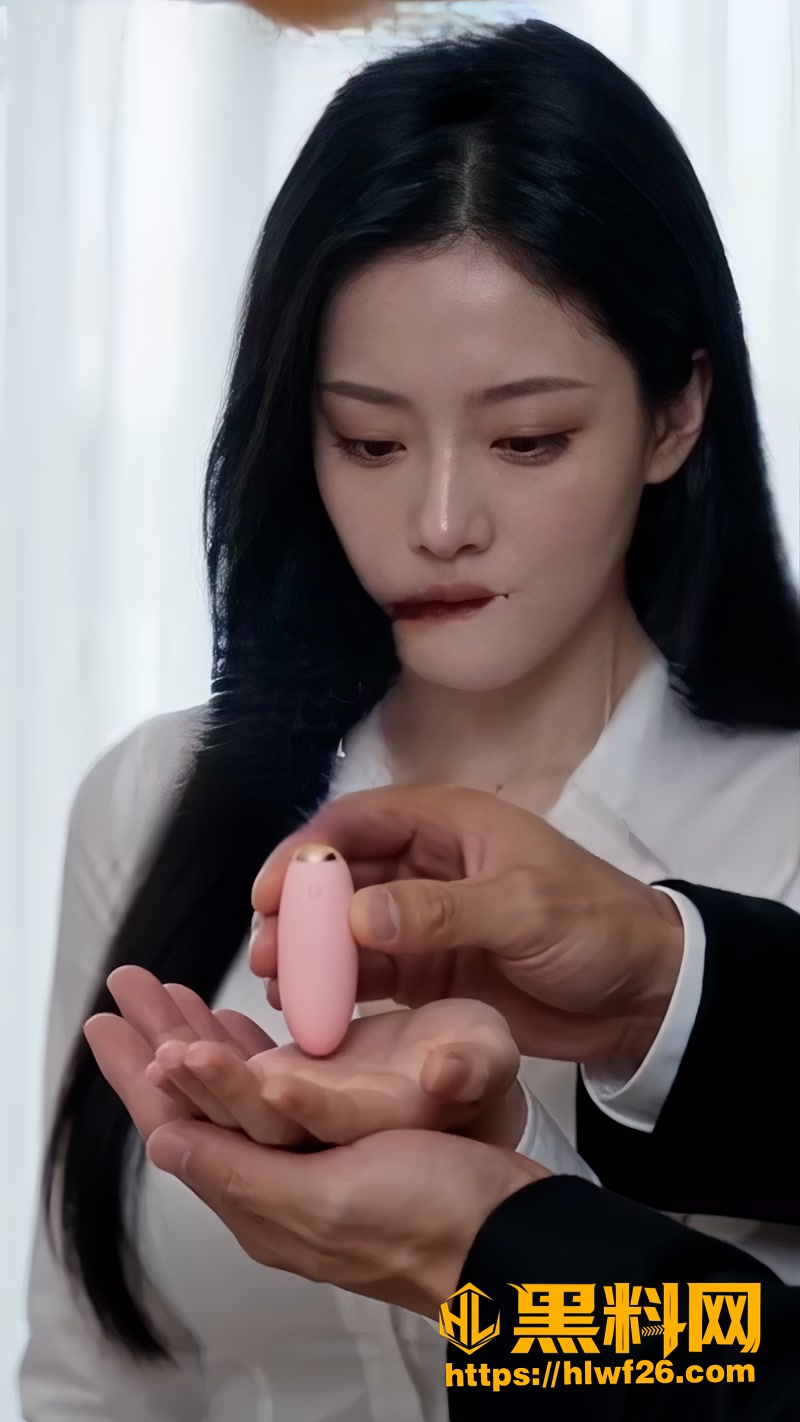 01AI短剧被叔叔操喷的侄媳1 1wm