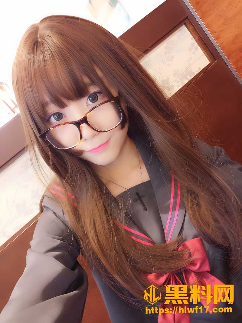 汤不热口水妹阿黑颜深喉2