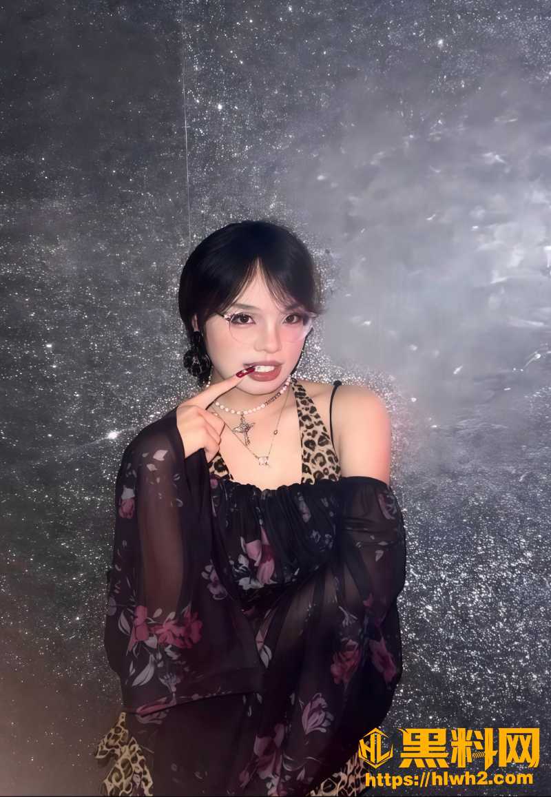 生菜饱饱女装勾引直男9