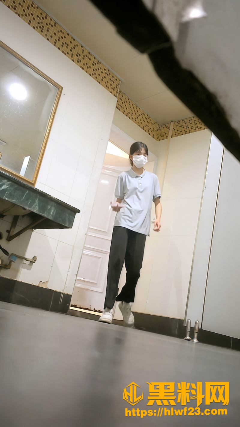极品女神逼脸同框视频1